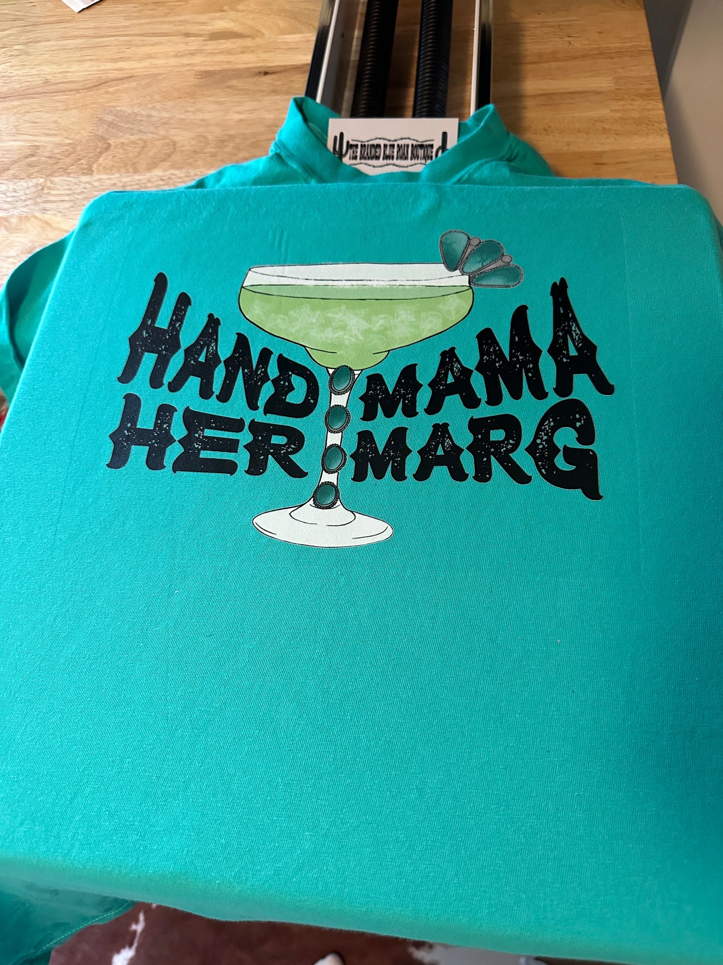 Hand Mama Her Marg graphic tee