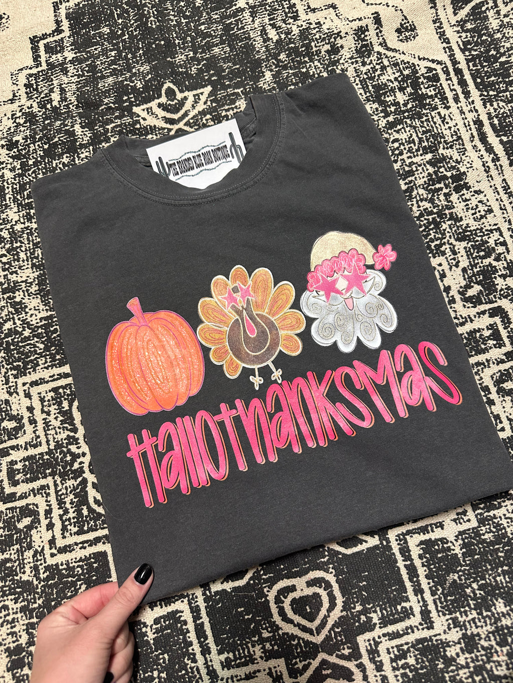 Hallothanksmas tee - Comfort Colors