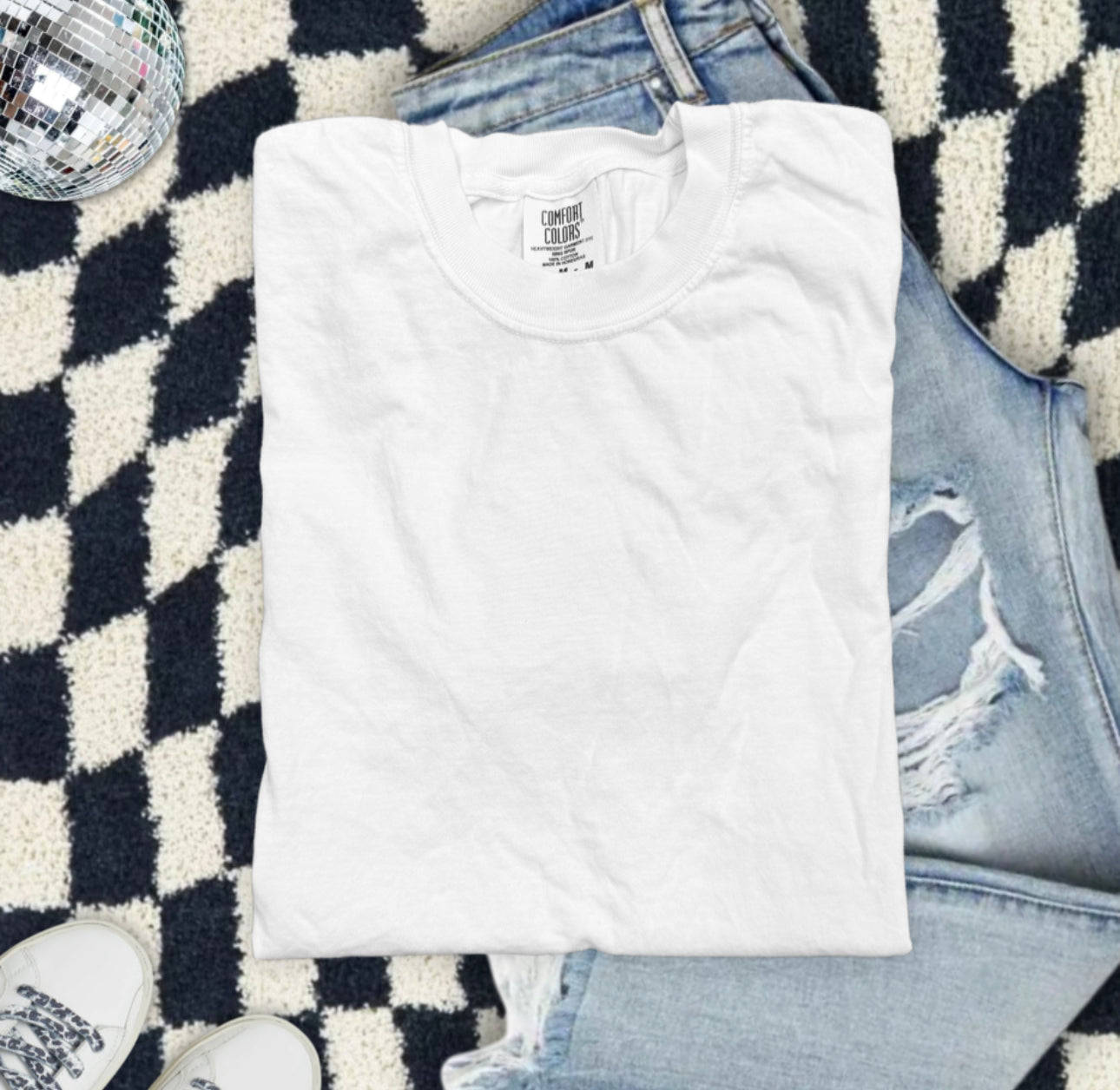 adelynn tshirt - white