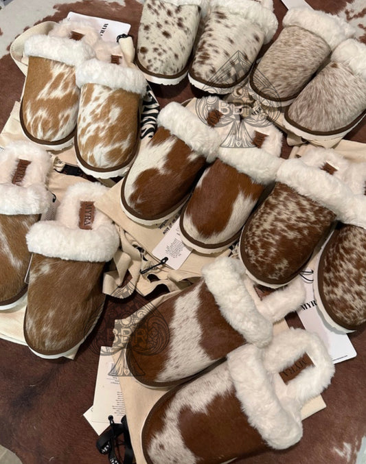 Brown Honey Cowhide Slippers (cowhide varies)