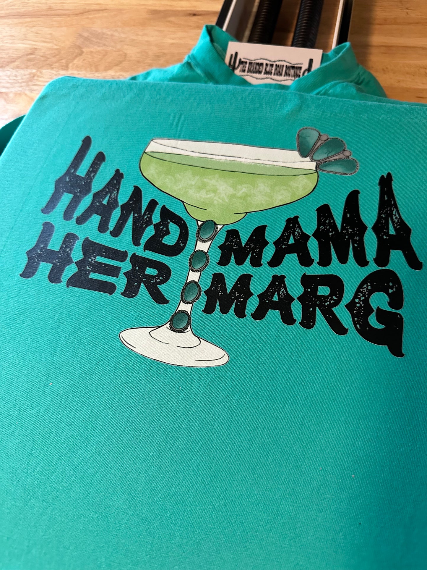 Hand Mama Her Marg graphic tee